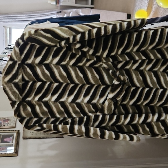 Vintage Mob Wife Vibe Coat Faux Fur Vintage Maximalist Y2K Blokecore - Picture 10 of 12